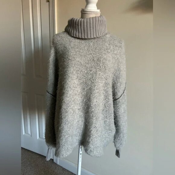 Free People Milo Oversized Tunic Sweater in Heather Grey size S - Picture 3 of 11